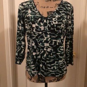 Chico’s size Medium Geometric print Top
To be donated soon…